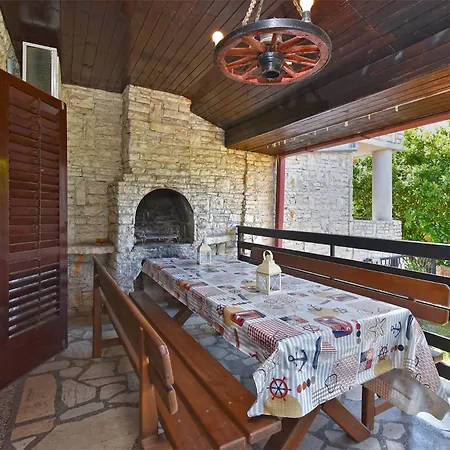 Suzi 2381 Apartamento *