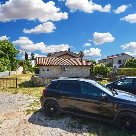 Apartamento Suzi 2381 *